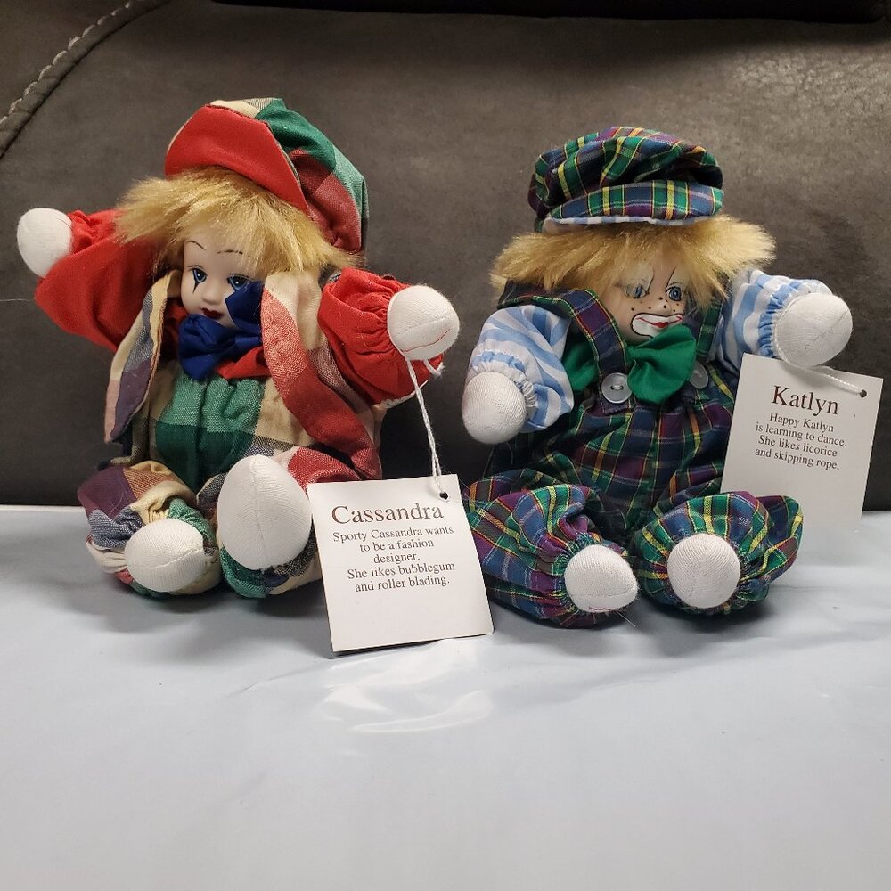 Dolls - Porcelain by Classic Treasures - Casandra and Katlyn - Lot of 2 - NWT